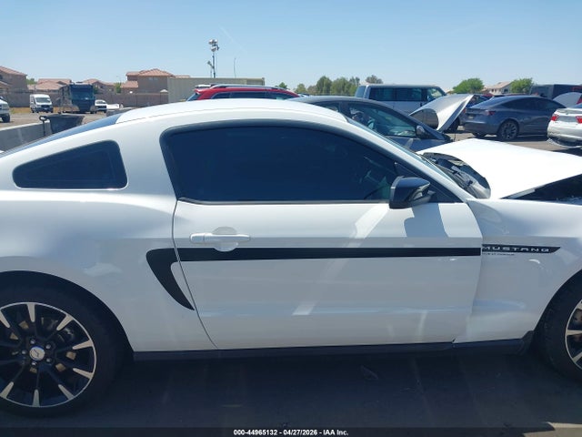 Ford Mustang V6 Premium