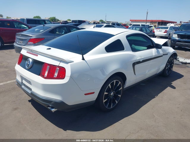 Ford Mustang V6 Premium