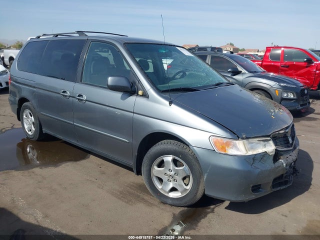 Salvage Honda Odyssey Image