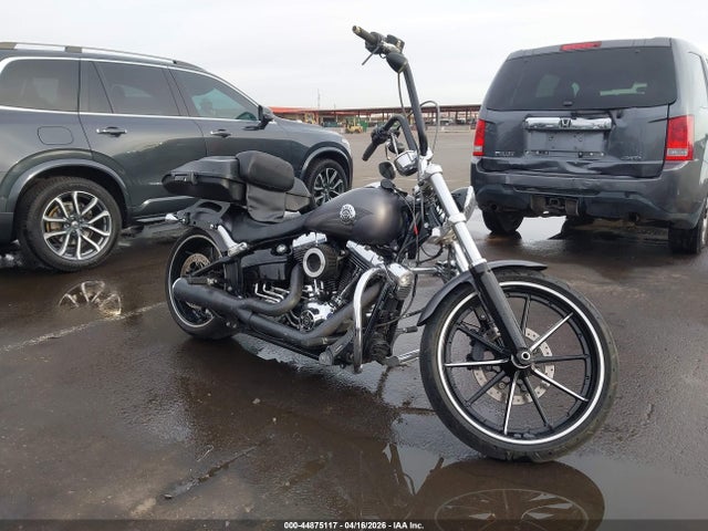 Salvage Harley-Davidson Fxsb Image