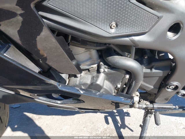 Kawasaki Zx400 S