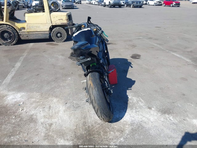 Kawasaki Zx400 S