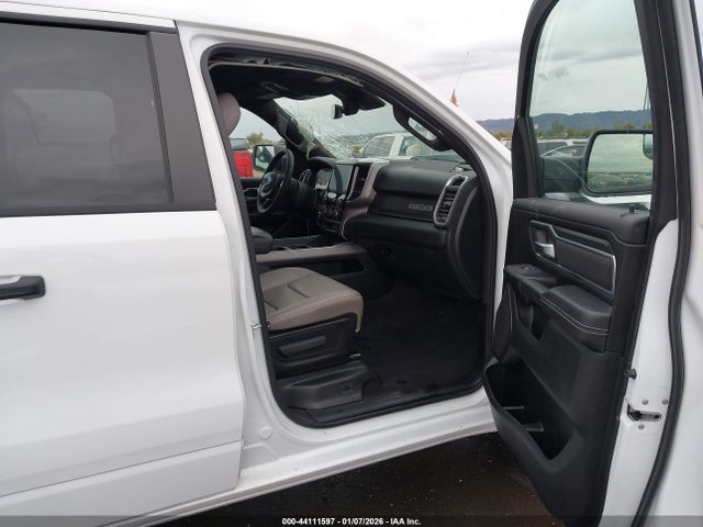 Ram 1500 Big Horn Crew Cab 4x4 6'4 Box