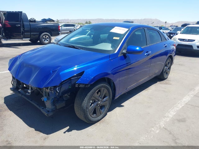 Hyundai ELANTRA Sel