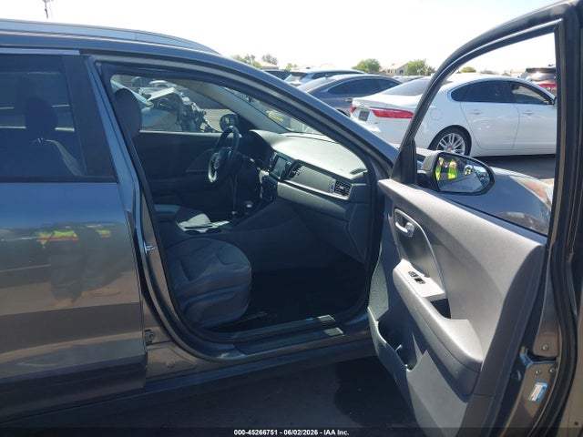 Kia Niro Lx
