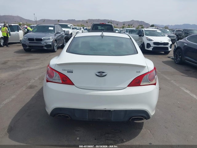 Hyundai Genesis 3.8