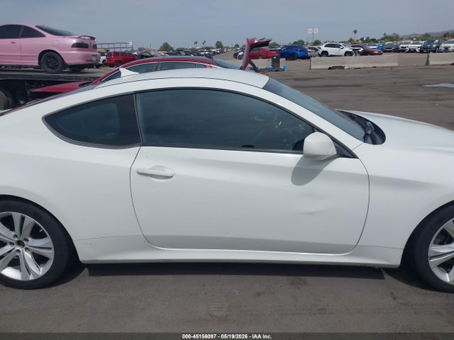 Hyundai Genesis 3.8