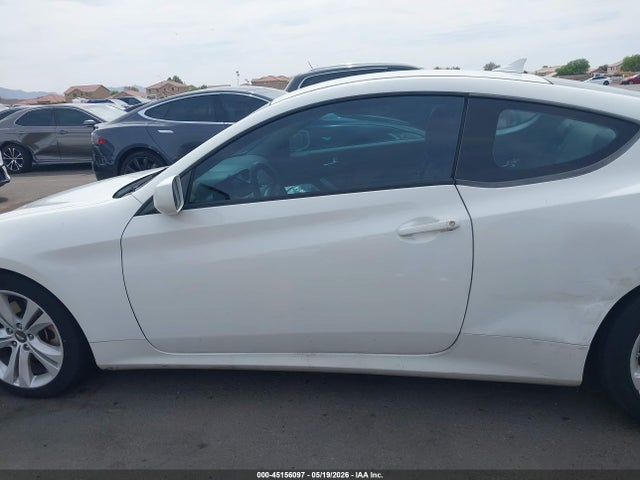 Hyundai Genesis 3.8