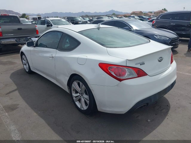 Hyundai Genesis 3.8