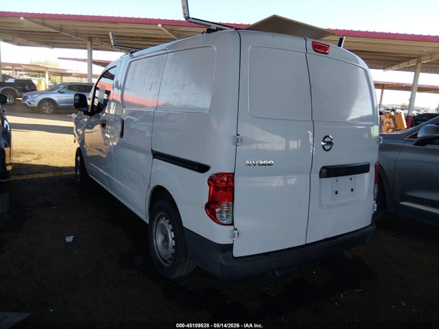 Nissan Nv S