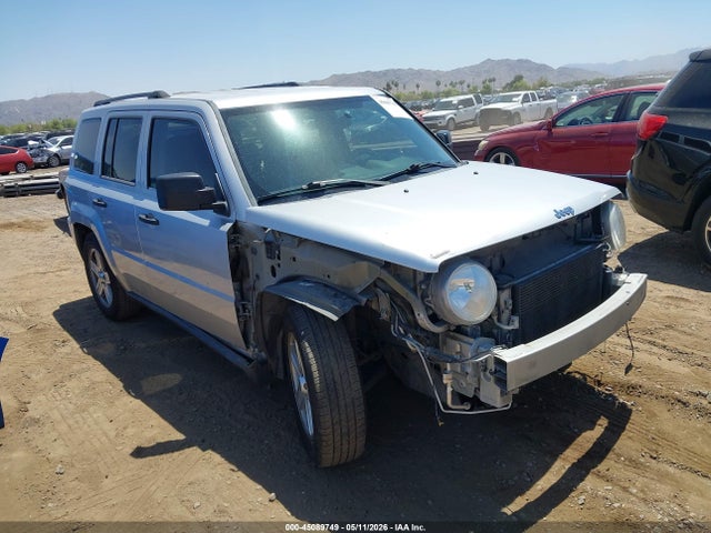Salvage Jeep Patriot Image