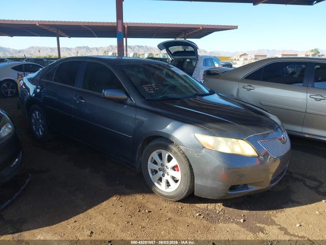 Salvage Toyota Camry Image