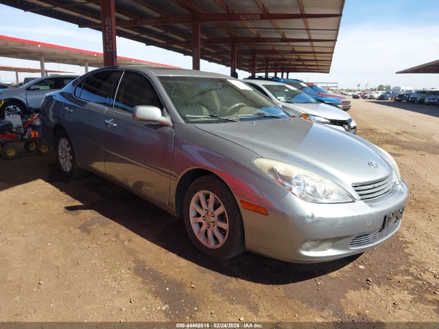 Salvage Lexus Es Image