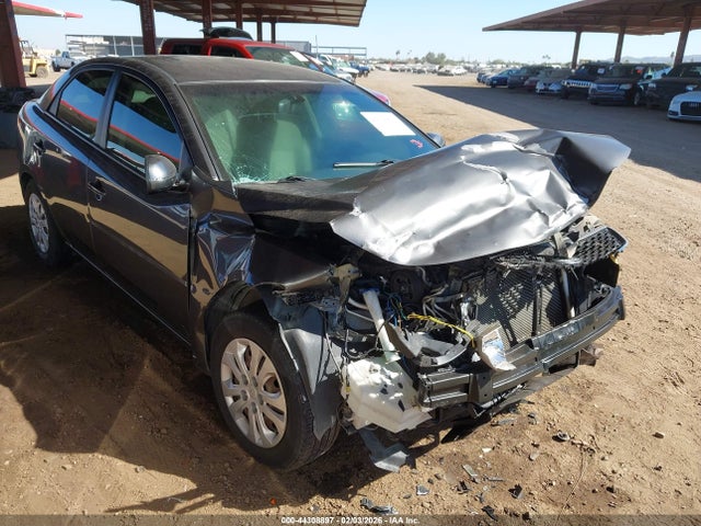 Salvage Kia Forte Image