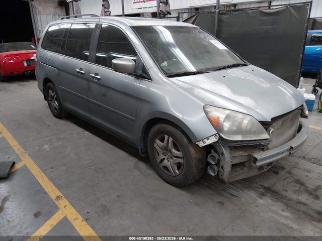 Salvage Honda Odyssey Image