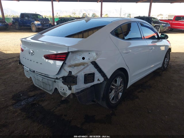 Hyundai ELANTRA Value Edition