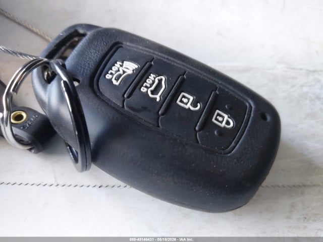 Hyundai ELANTRA Value Edition