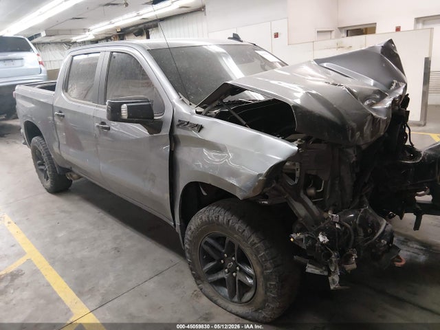 Salvage Chevrolet Silverado 1500 Image
