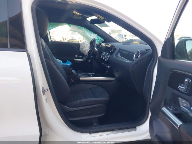 Mercedes-Benz GLA 4matic