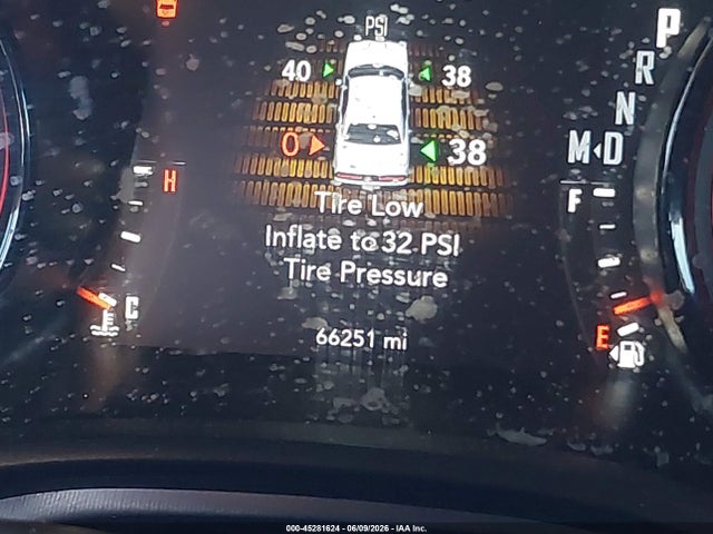 Dodge Challenger Sxt