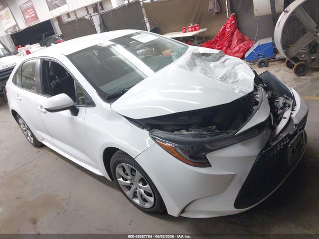 Salvage Toyota Corolla Image