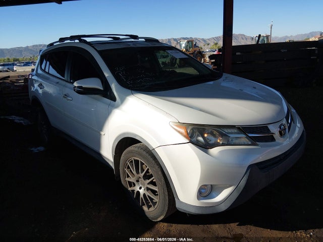 Salvage Toyota RAV4 Image