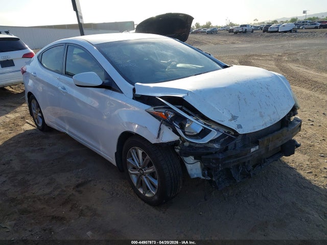Salvage Hyundai ELANTRA Image