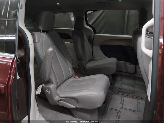 Chrysler Pacifica Touring