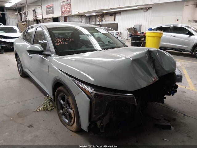 Salvage Kia K4 Image