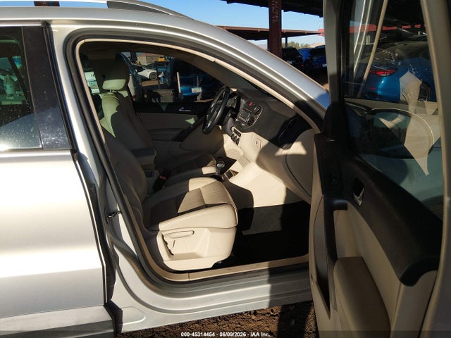 Volkswagen Tiguan Sel