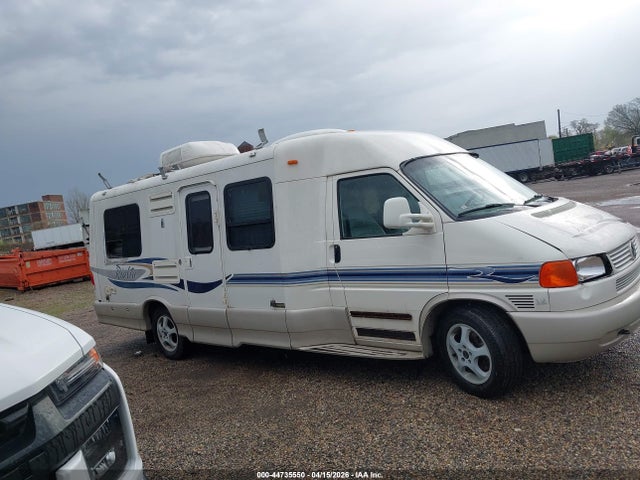 Winnebago EuroVan