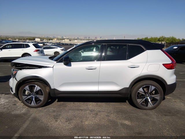 Volvo Xc40 Recharge Pure Electric P8 Twin Plus