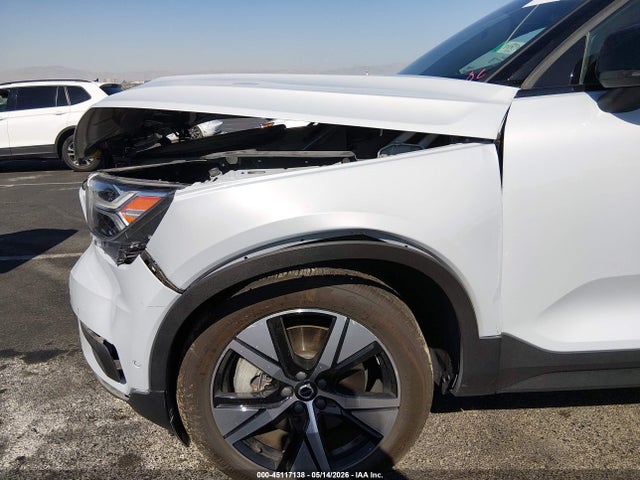 Volvo Xc40 Recharge Pure Electric P8 Twin Plus