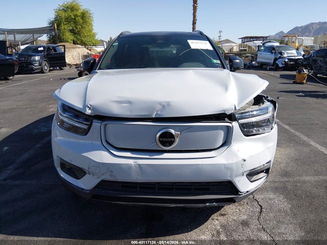 Volvo Xc40 Recharge Pure Electric P8 Twin Plus