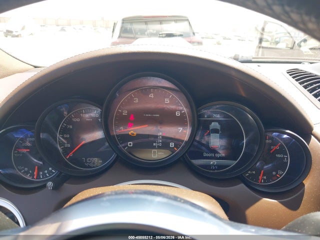 Porsche Cayenne Platinum Edition