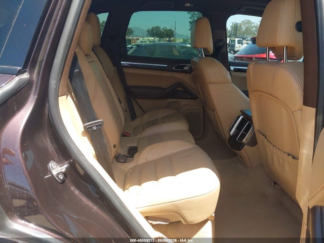 Porsche Cayenne Platinum Edition