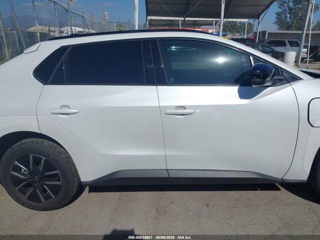 Toyota Bz Xle Plus