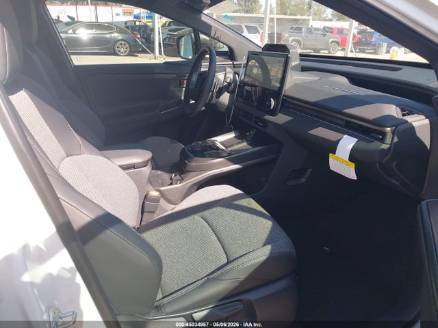 Toyota Bz Xle Plus