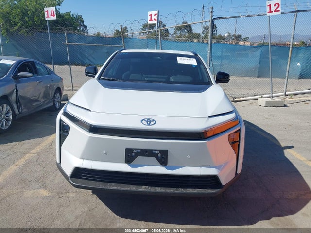 Toyota Bz Xle Plus