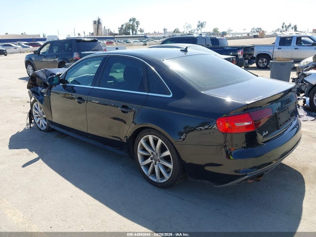 Audi A4 2.0t Premium