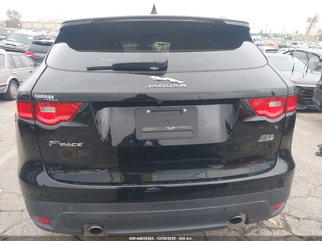 Jaguar F-PACE 25t Premium