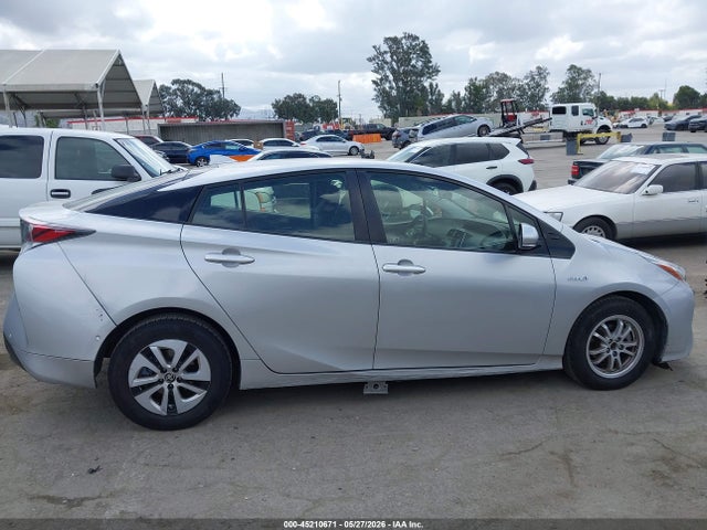 Toyota Prius Two
