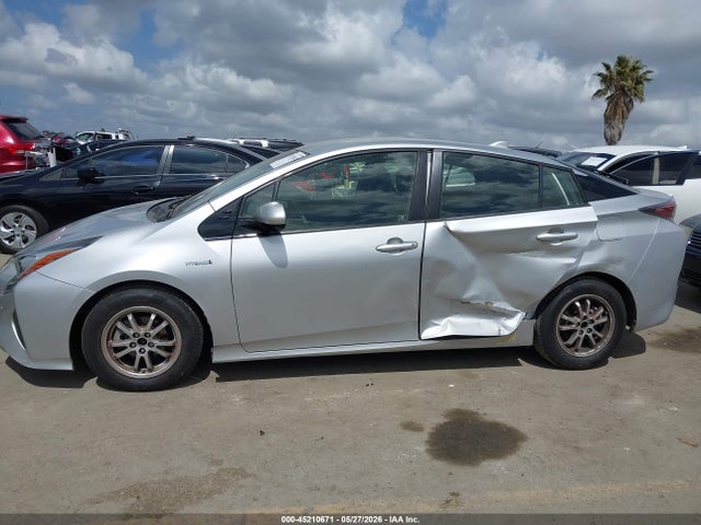 Toyota Prius Two