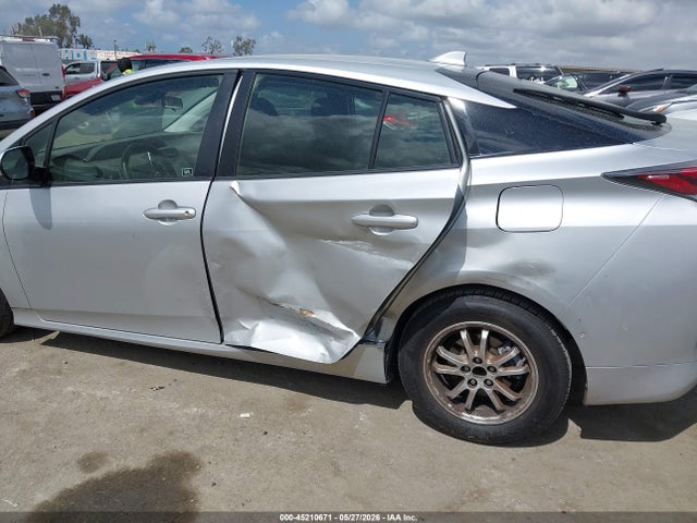Toyota Prius Two