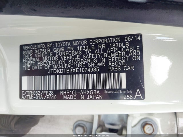 Toyota Prius c Three