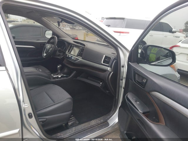 Toyota Highlander Le Plus