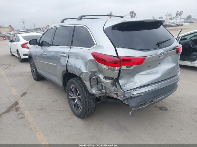 Toyota Highlander Le Plus