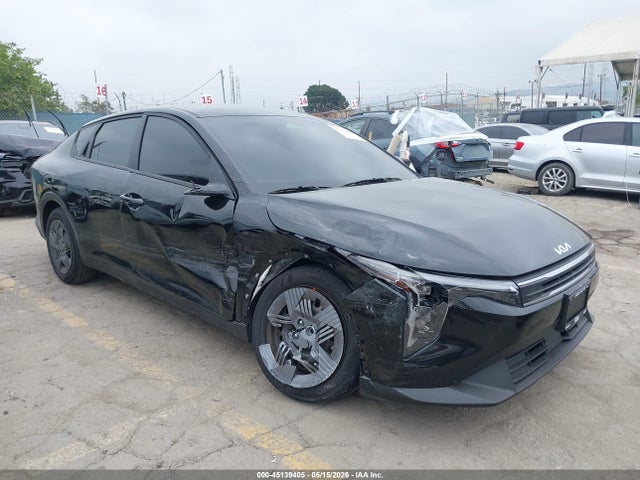 Salvage Kia K4 Image