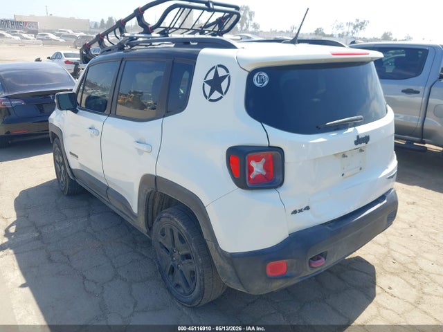 Jeep Renegade Deserthawk 4x4