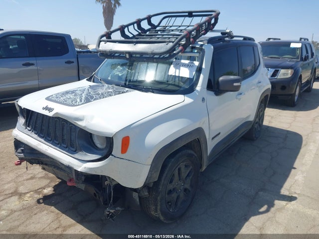 Jeep Renegade Deserthawk 4x4
